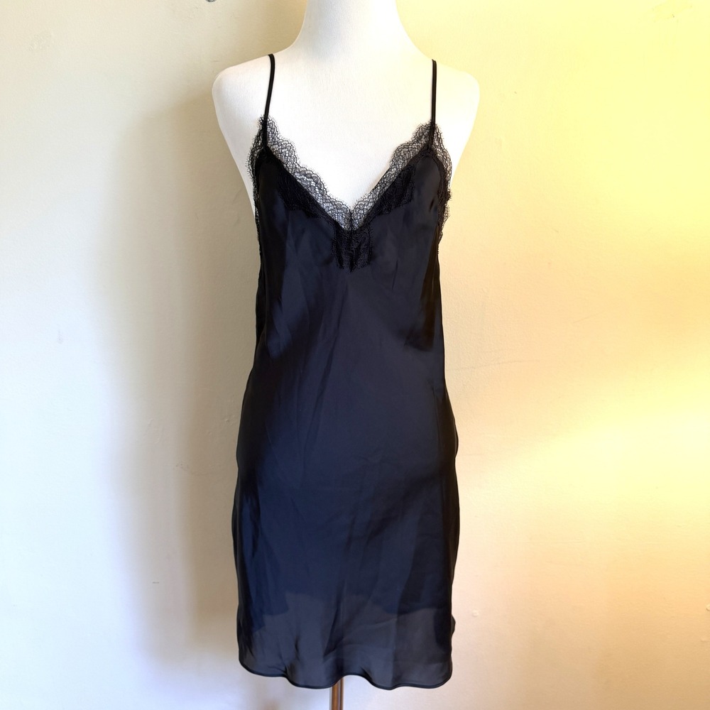 🖤 Victoria's Secret Black Satin Slip Chemise — NWT XS ✨